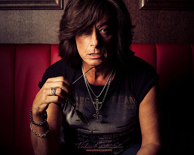 Interview Joe Lynn Turner with Kraig Casebier - American Barber in Prague